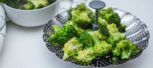 steaming broccoli